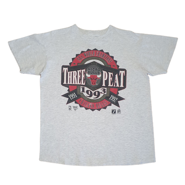 Bulls 3 peat t best sale shirt